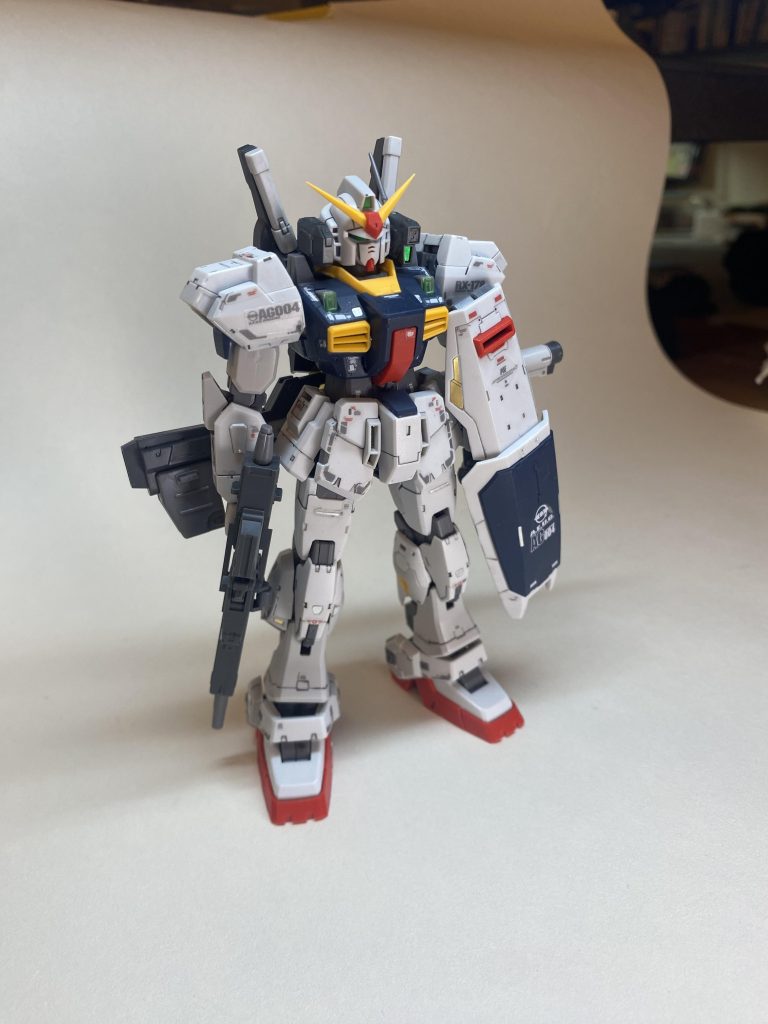 背中に武器背負うのって超かっこいいですよね。