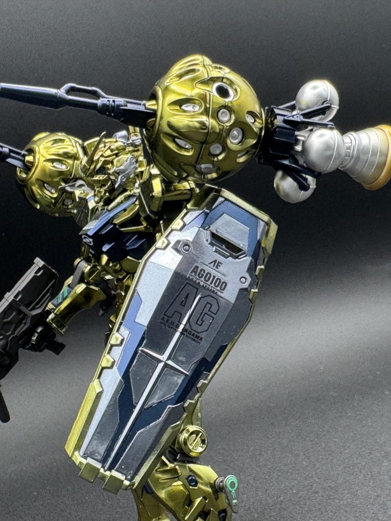 百式ガンダム(赤いガンダム)ジークアクス–6枚目/制作者：johnビルダー