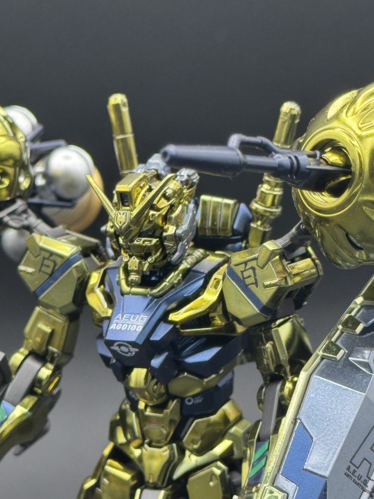 百式ガンダム(赤いガンダム)ジークアクス