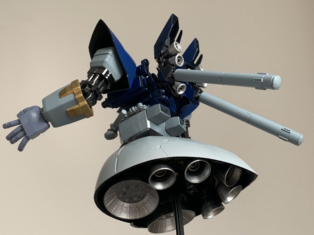 バーニアは艶消し黒からのシルバー塗装になります。