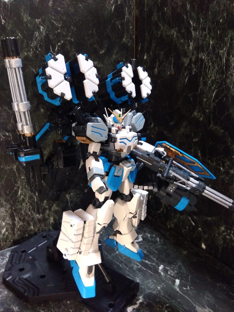 ヘビーアームズ　完成　(ウイング祭りデス！)