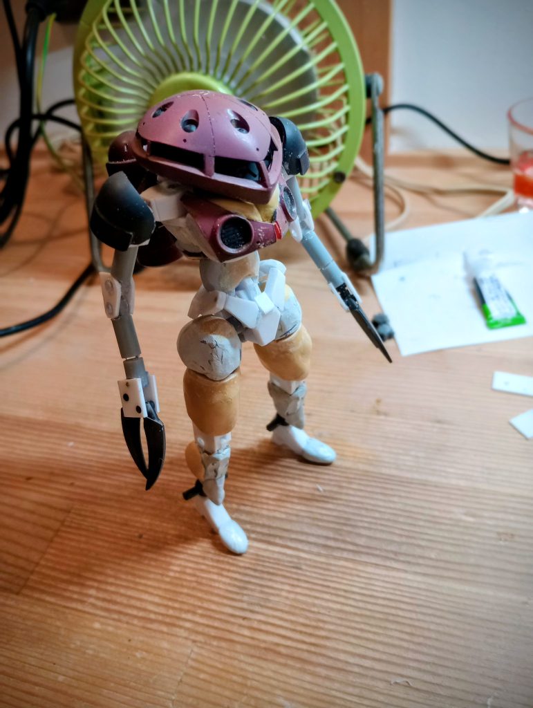 元はシャア専用だった