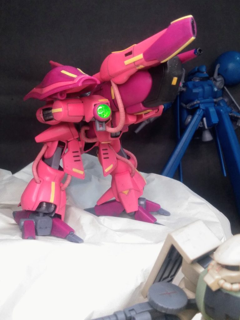 0087 年 10 月 14 日『エゥーゴ』『アクシズ』と接触するも交渉決裂。 　　　 　  ☝️今ここら辺👇 😁 0087 年 10 月 15 日『アクシズ』と『ティターンズ』同盟締結。0087 年 11 月 02 日『エゥーゴ』『連邦軍キリマンジャロ基地』を襲撃、崩壊させる。0087 年 11 月 16 日『エゥーゴのクワトロ・バジーナ大尉』が『ダカール』で演説を行う。