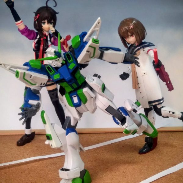 推しの『さめ様』から《《《バトンリレー企画》》》を承りました😌大変光栄な事であります😤『『『が‼️』』』皆様が、ご承知の通り😅私には皆様に誇れる様な技術も気概もございません😭💦・・・とはイエ😣折角の機会❗私の定番工作を晒します🤗では早速😆私の投稿でヨク聞かれる(書き込まれる)事柄に｢仮組状態から投稿までの速さ｣が！ございます。なので！時短作業の一部をば 😁使用キットが仮組完了状態(投稿時の予告状態)なのが絶対条件です 😚①　何時ものオフザケです 😌💓②　本題！最近のお気に入りなのですが、ランナータグ(ランナーの場合もアリ)をヘアアイロンにてプラ板化をしております👍③　此を任意に形状作成して、仮組キットのパーティングライン上やアクセントが欲しい箇所に接着です👍👍これにて、Pライン処理 & 部分塗装を回避です 😚🎶 ｼﾞﾀ～ﾝ続けて、私のアイデンティティである《《《蛇足作業🐍👣》》》のアイテムを造る場合 😃🙏一生掛かっても処理仕切れないであろう余剰パーツ④ & 廃材達⑤ & 100均アイテム😅(あっ！100均は、随時購入だった💦)を用意します😁④　まぁ💦騙るまでも在りません😟(実際のストック数はShotの20倍)⑤　はっきしイッテ🗑️なんですけどね😜(貧乏性🈳😢👛)この《《《御宝達💰📦？》》》を妄想と衝動が赴くママに手を動かします🙂既に基礎が出来ているモノに《《《切った貼った》》》の簡単作業です 😇 ﾋﾂﾖｳ ﾅﾗﾊﾞﾌﾞﾌﾞﾝﾄｿｳ🖌️🖼️そして！何事(模活以外でも)に於いても大切な事ですが⑥　完成までの　　　《《《時間割り》》》　　　😤＂ｲﾒﾄﾚ＂ﾄﾓｲｳ私は此を最重要視しております🧐💭　こんな工程を毎回繰り返す事で、私の投稿は正味 5日(撮影&記事作文込み)で可能ですｍ(｡≧Д≦｡)ｍ ﾃ! ｲﾒﾄﾚ ﾊ ﾐﾅｻﾏ ﾔｯﾃﾙｶ⤴️ ⑦　次の方へ《《《バトンパス》》》🙇ﾖﾛｼｸｵﾈｶﾞｲ ｲﾀｼﾏｽ  先駆者様方へ質問です。この企画にツイテ気になったのですが、これまでの経緯(順番)は｢バレーボールおじさん様｣→｢ニャア軍曹様｣→｢さーしースー様｣→｢ヨッチャKID様｣→｢ASUR様｣→｢meg-ocero様｣→｢さめ様｣で宜しいでしょうか❓🙄次の方に繋ぐには知っておく必要があるかと、考えます🤔もしも、書き漏らしの方がいらっしゃいましたら、御容赦下さいませ🙇  そんな訳で、自己中心的な文脈でしたが長文乱筆にて失礼しました。お目汚しありがとうございます。（1枚目）