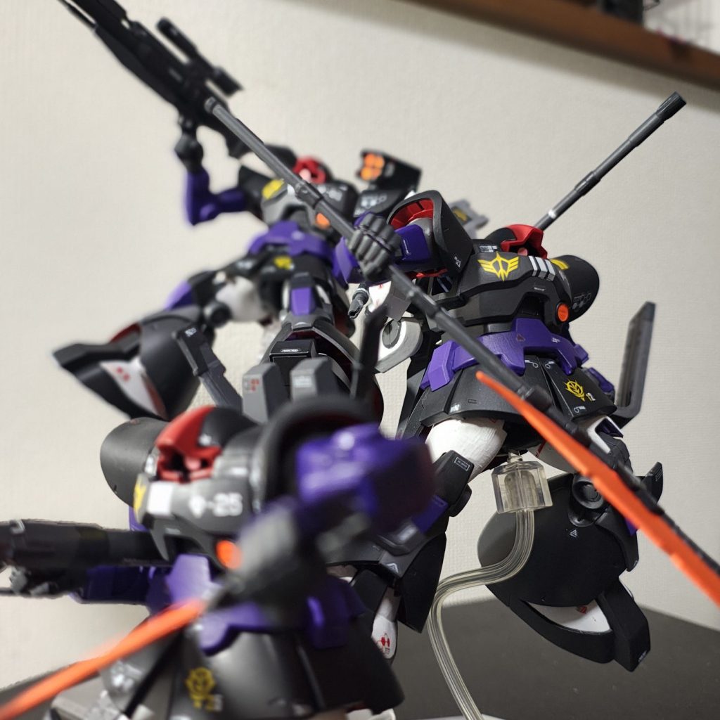 黒い三連星