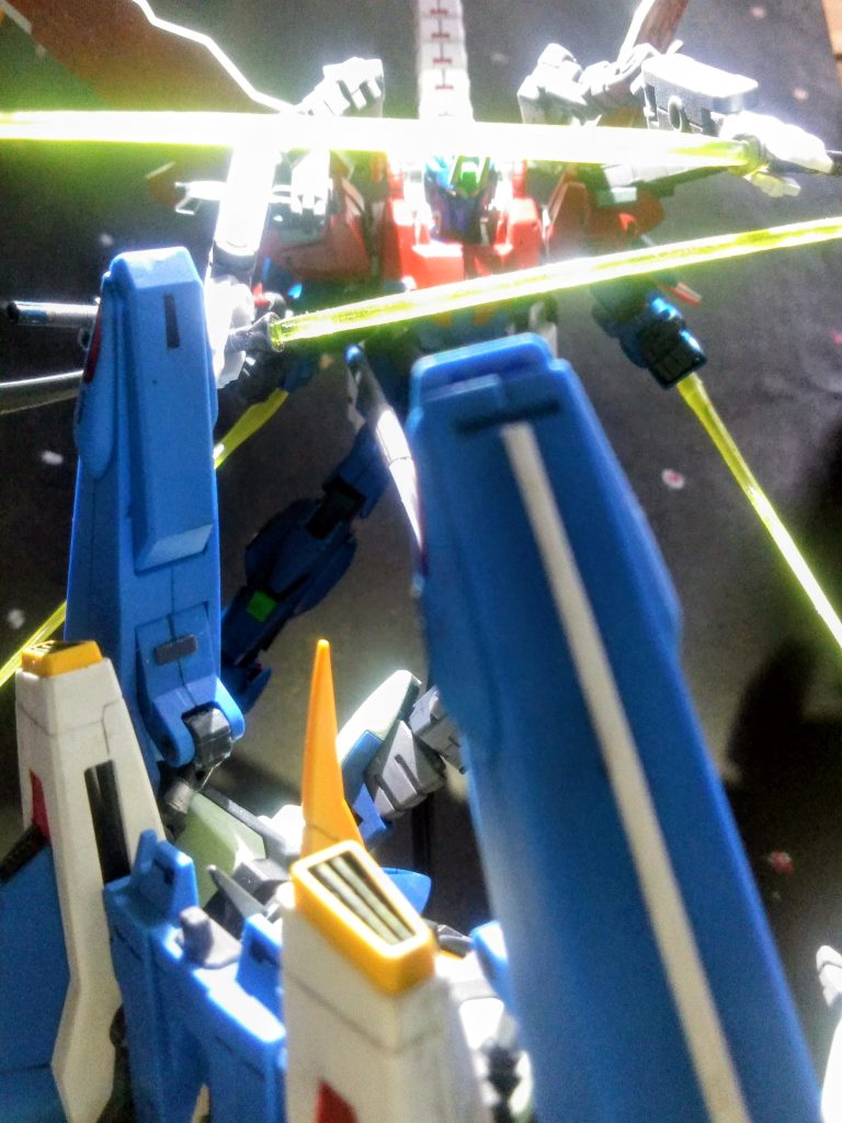 こんな感じでグタグダ!だらっト!!実行です😤💨💨 元キットの『百式』はHGUC黎明期のモノなので、今基準だと不備が目立つ 💦💦 (「UP主」基準)( ̄¬ ̄)しかし!この力強い💪フォルムは好感が持てるのでは 💘(「UP主」個人の想い)ヾ(●´ω`●)まぁ『百式改』『量産型百式改』とか、ヤヤコシイ💢💢と、思わなくも在りませんが(「UP主」だけではナイはず?)σ( ̄∇ ̄;)??? ト!こんな感じで『量産型百式改 』もHGUCキット化して欲しい💦💦  (;-ω-)ノ この事実が、ハッキリ示されましたネ❓♪Ю―(^▽^o) ♪