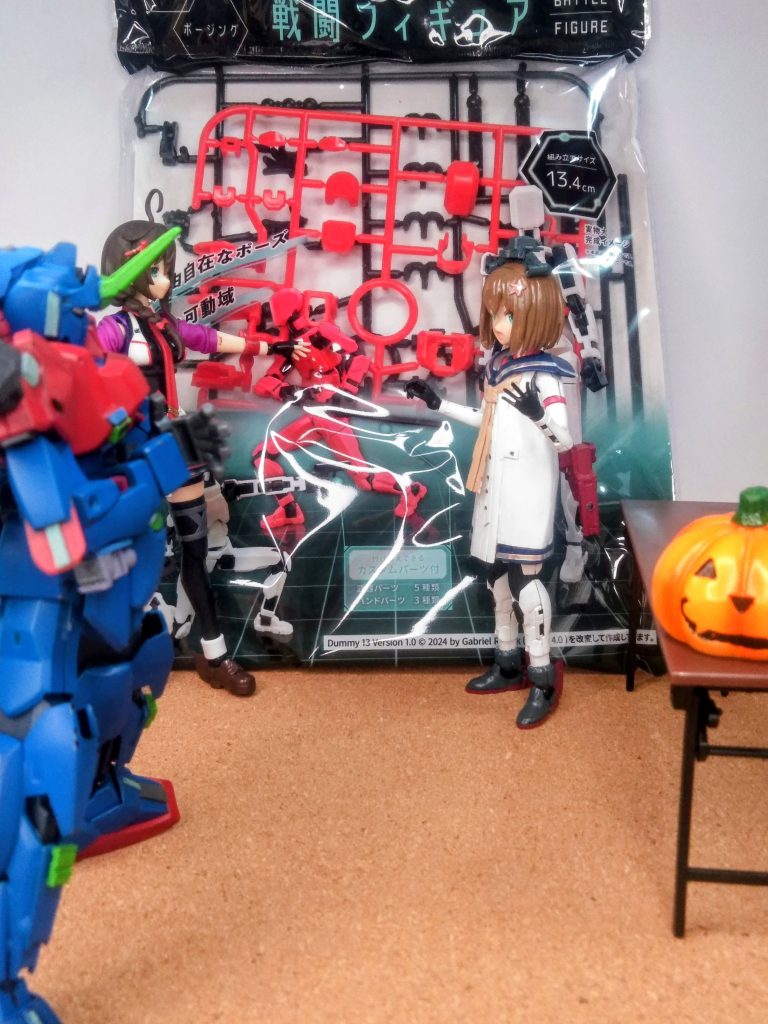 《GUNST ネット ミズカ》 何時もの"O P & B G N" シグレ カイサン「今日はこの『背理亜社様』より販売の『戦闘フィギュア』を紹介です」ユキカゼカイニ「ナンデスカ?コンナノ『フツウノニンギョウ』ジャナイデスカ?!」シグレ カイサン「そんなこと言わないで、組み立ててみてくださいよ!」ユキカゼカイニ「オォ💓〔ぱき!〕〔ぽちっ!!〕〔かちゃ!!!〕アァ⤴️コレハカンタンニ、クミアガル💓💓」シグレ カイサン「どうです?コウイウ物に馴染みが無い方でも、受け入れられるでしょ👍」ユキカゼカイニ「かたな🗡️トおの⚒️、ないふ🔪ニじゅう🔫モツイテイルノ👏👏👏」シグレ カイサン「ふふふ🎶お得でしょう🎶🎶改造素体にも適しています🎶🎶🎶」ユキカゼカイニ「デモ💨ドウセ、オタカイノデショウ?💨💨」シグレ カイサン「今回に限りメーカー希望価格より、思い切って値下❗なんと今使っている物を下取りまでします‼️」ユキカゼカイニ「サラ、ニブンカツノバアイハ、ブンカツテスウリョウ、ソウリョウモ、コンカイハ、フタンシチャイマス👏👏👏」シグレカイサン「では今から10分間、オペレーターの数を増やして皆様のお電話をお待ちしてます!」リョウサンカタヒャクシキカイ『これすごいわ!!私🎵絶対買っちゃう🎵🎵』ユキカゼカイニ「イマナラ、コレモツケマス💓💓💓💓」ペラペラのまな板使いにくそうなシャープナーレンジもOKなシリコン容器使い勝手の良さそうな(という)ペティナイフ今ならもれなくお名前を彫ります『今回ご購入頂いた方限定で、1つ100円の消しゴムを1個サービス!』金利手数料は《GUNST ネット ミズカ》が負担いたします‼️  『売り手』(演:シグレカイサン)『ジョシュ』(演:ユキカゼカイニ)『被ガ🙅…お客様』(演:リョウサンカタヒャクシキカイ)