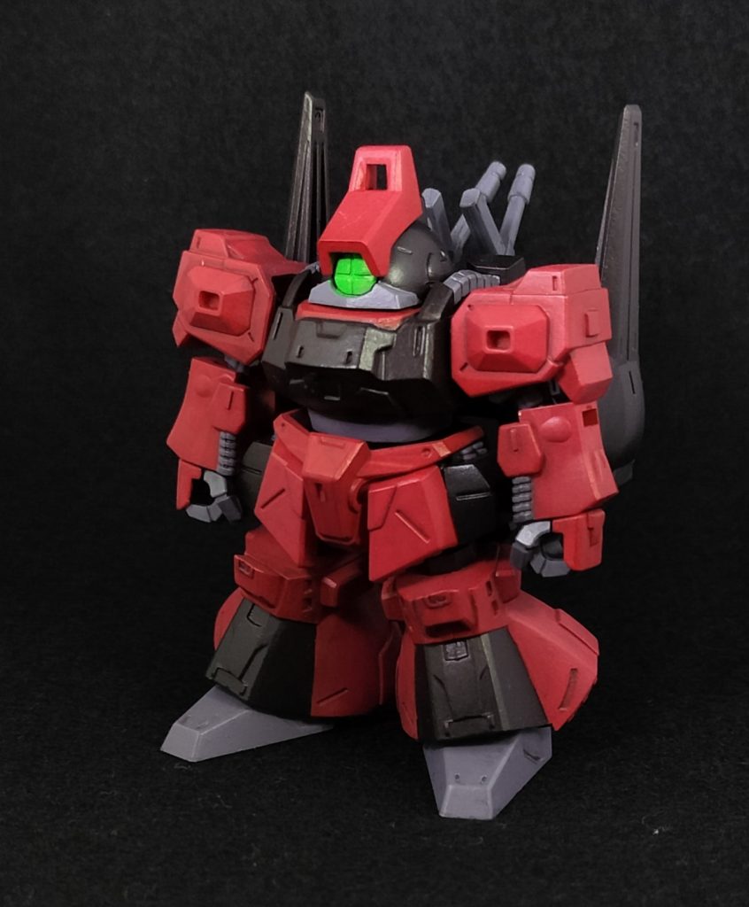 スリッパ、胴等のグレーは水星の魔女カラーのルブリスグレーが丁度いい色味でした。若干紫がかった雰囲気のグレーで、素敵です。