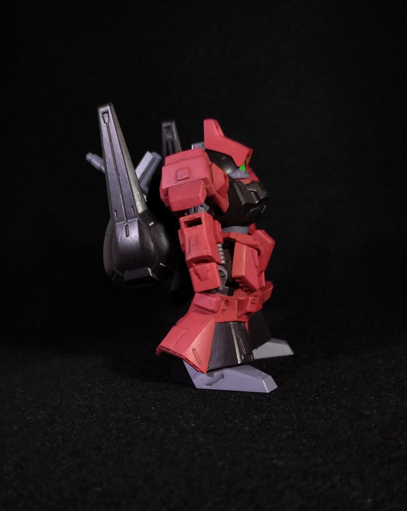 側面すね、バックパックや胸部の色味が苦戦しました。