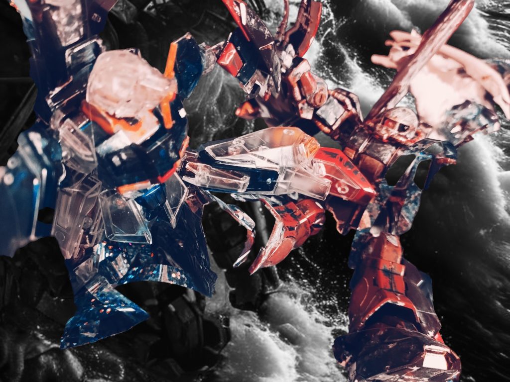 ガシーーーーンッ!カミーユ「ぐっ! 」ロザミー「 !!!」