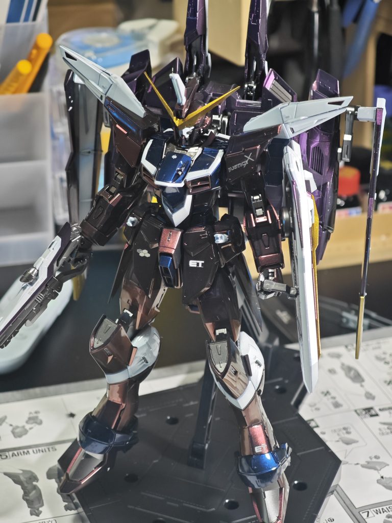 撮影ブースよりこちらのほうが肉眼に近いです。こっちのほうがかっこよく見えるなあ・・・。