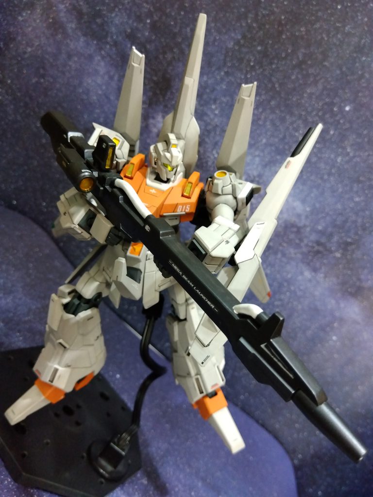 ジェガンシリーズに劣らないカッコ良さがあるな。