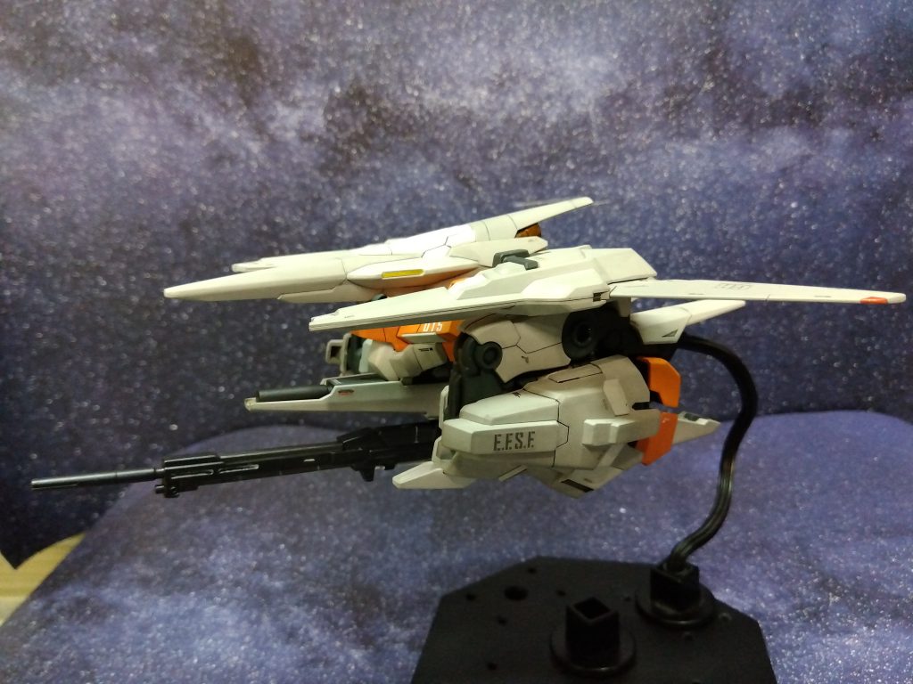 WR形態。だいぶコンパクトになりますね。