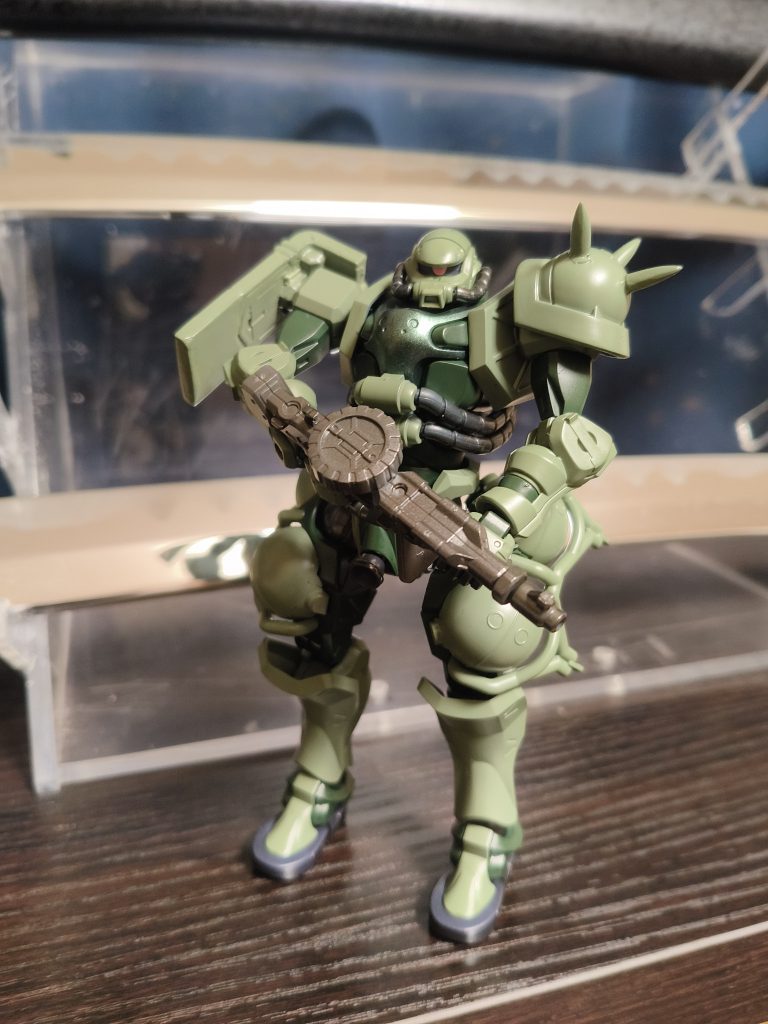軍警から量産型ザク