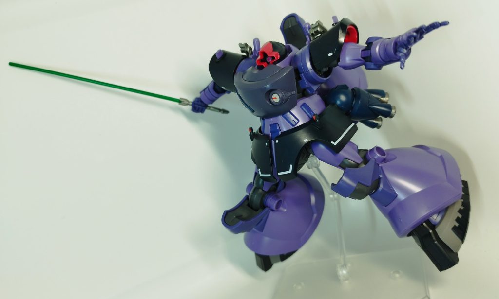 開き手がいい感じですなんでビームサーベル２本付いてるんだろぅ？ハーケンの関係？