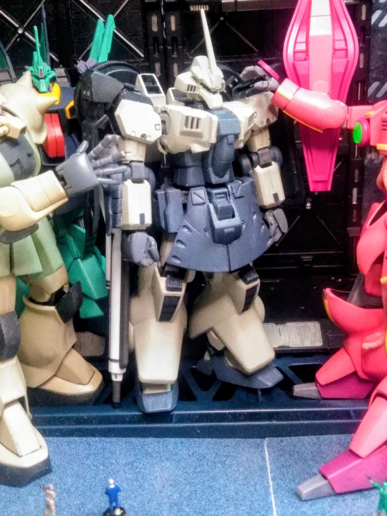 0087 年 10 月 15 日『アクシズ』と『ティターンズ』同盟締結。 　　　 　  ☝️今ここら辺👇 😁 0087 年 11 月 02 日『エゥーゴ』『連邦軍キリマンジャロ基地』を襲撃、崩壊させる。0087 年 11 月 16 日『エゥーゴのクワトロ・バジーナ大尉』が『ダカール』で演説を行う。0087 年 12 月 07 日『ティターンズ』『コロニーレーザー（グリプス2）』の使用により『サイド2・18バンチ』壊滅。