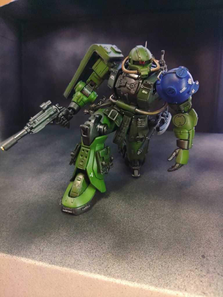 降下部隊　暗殺特化型 ザク–4枚目/制作者：たっつん