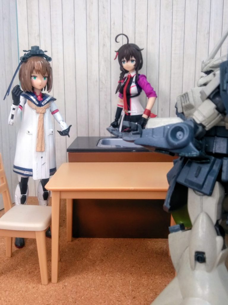 　　　『県民の日』 都道府県民の日（とどうふけんみんのひ、英: prefectural citizens' day）は、都道府県が1年のうちの特定の日（専ら1日）を記念日として主に条例によって定めた日である。総じて県民の日と通称される。個々の具体的名称はそれぞれ異なる（県民の日、ふるさとの日等）。現行の都、道及び県（法人格を継承した前身を含む）が成立した暦日が選定されることが多いが、その場合であっても、具体的に1年のうち何時の日であるかは各都道県の歴史により異なるため、国民の祝日のような全国一律の日でない。また、国民の祝日の場合と異なり、必ずしも県庁が閉庁となるものでない。都道府県民の日にあたる記念日が存在しない府県もある。 『10月28日は群馬県民の日』(演:ﾃﾞｨｼﾞｪ ｷﾞｿｳ ﾀｲﾌﾟ)『学校関連はお休みだけど、企業関係は大概が通常運行・・・サービス業界は付随した特別な業務に成りガチかな』(演:ｼｸﾞﾚｶｲｻﾝ)『・・・つまり・・・大人は働け‼️って、事かぁ⤵️』(演:ﾕｷｶｾﾞｶｲﾆ) 《《《世知辛い》》》(演:upﾇｼ💢)