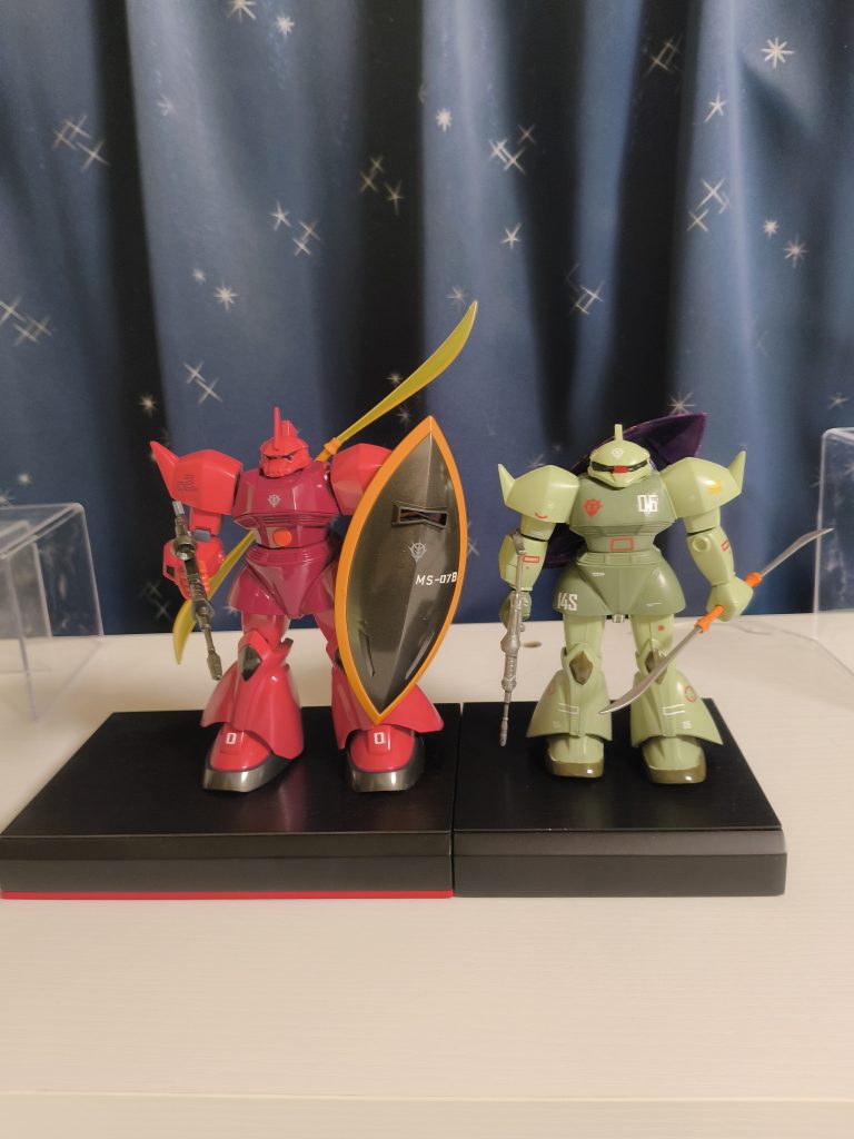 旧キットとHG