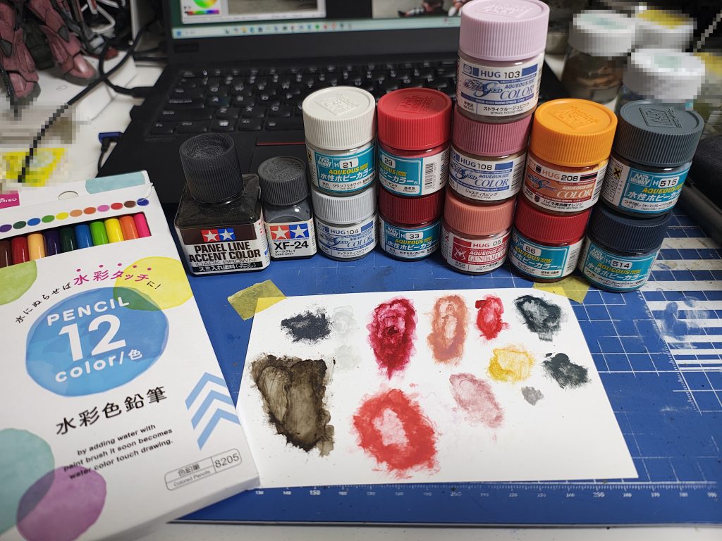 ということで、いつもの水性ホビーカラーでの清水式筆塗りです。ピンク: シャア専用ピンク > ジャスティスピンク > ストライクルージュピンク濃赤: あずき色 > サーモンレッド背中の筒: モンザレッド > ハイネ専用機オレンジ蛇腹、排気口?: ジャーマングレーグラウ > ジャーマングレーグラウ(退色)白: ディアクティブホワイト > グランプリホワイトダークグレーチッピング > 半光沢トップコート > ダークブラウンウォッシング。後は細かい所を少々。自己評価では、蛇腹のジャーマングレー部分と爪が良くできた。
