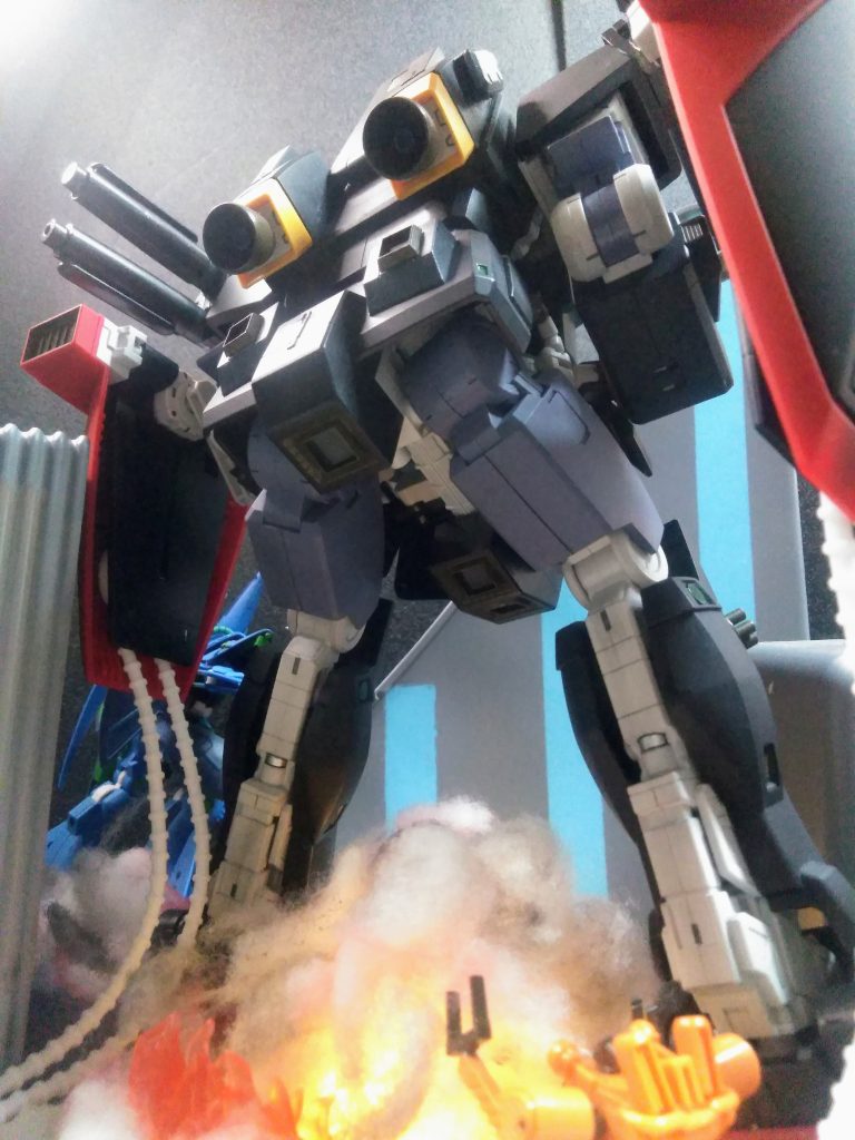 《《《黒くて!大きい‼️》》》『『『サイコゥ』』』ですよね😍💕💕劇中でも、ビル群🏙️の中を闊歩する姿にシビレたモノです😭💦💦