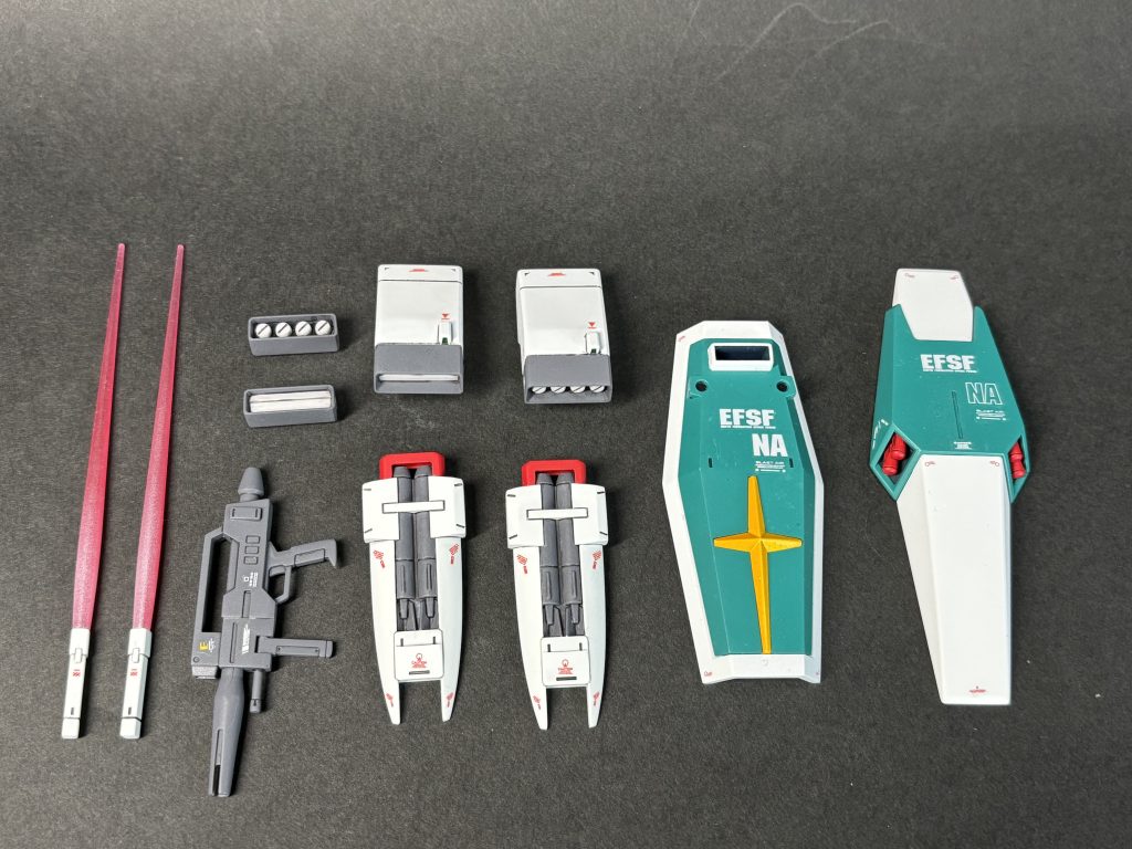 付属武器。ジェガンシールドは借り。