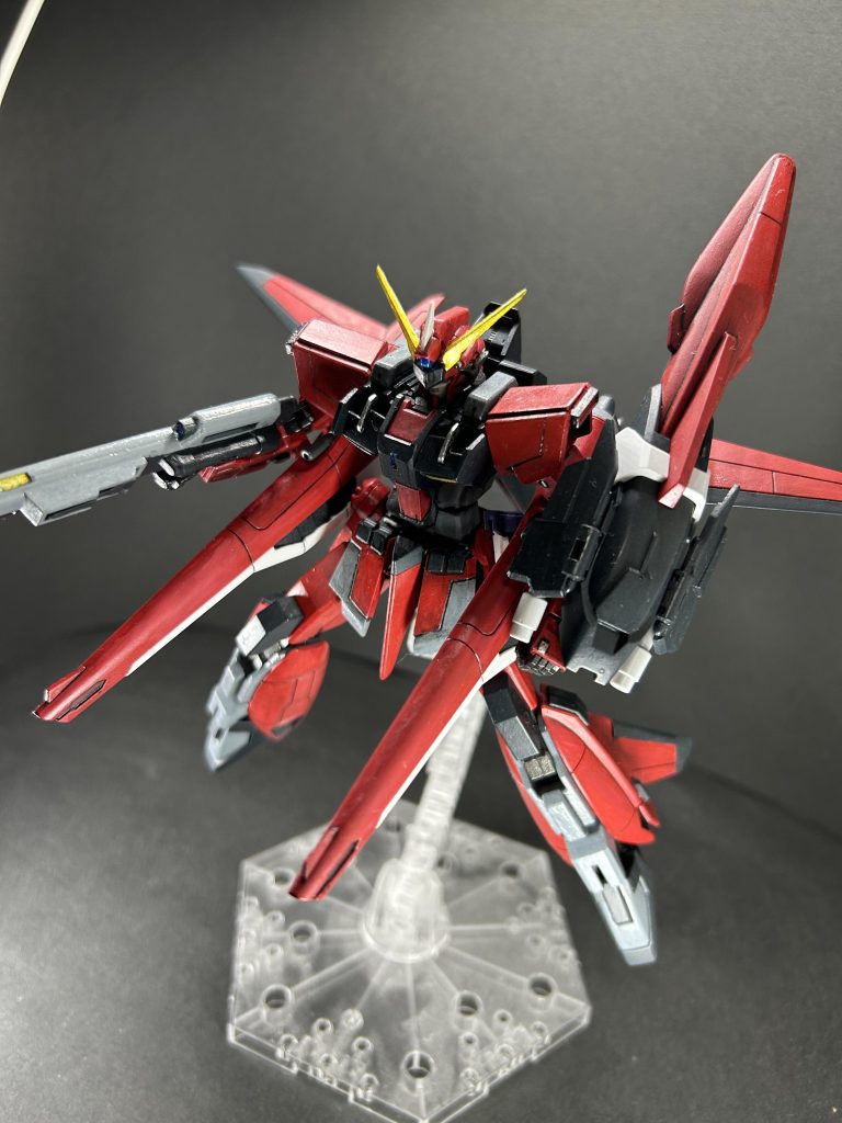 射撃武装は最新のものにアップデートされて、その威力や使用感はセイバーとほぼ変わらない。