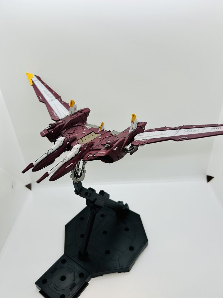 開くとデカイ。