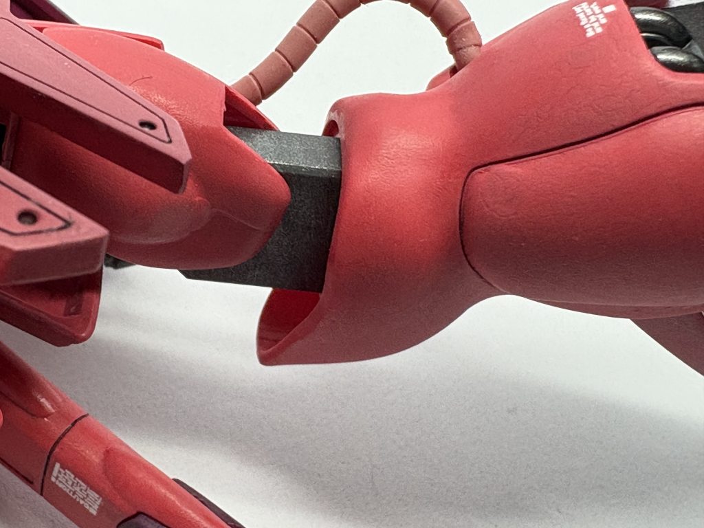 ゴムのパイプが欠品だったので埋めて無かったことにしました。