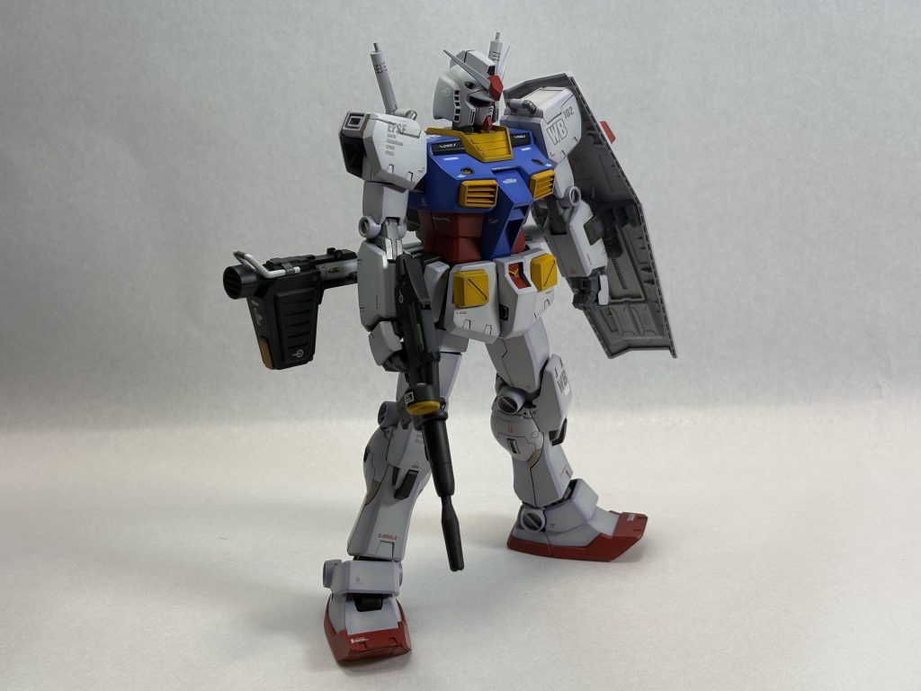 トップコートは半光沢です。しっとりした質感が好きです。