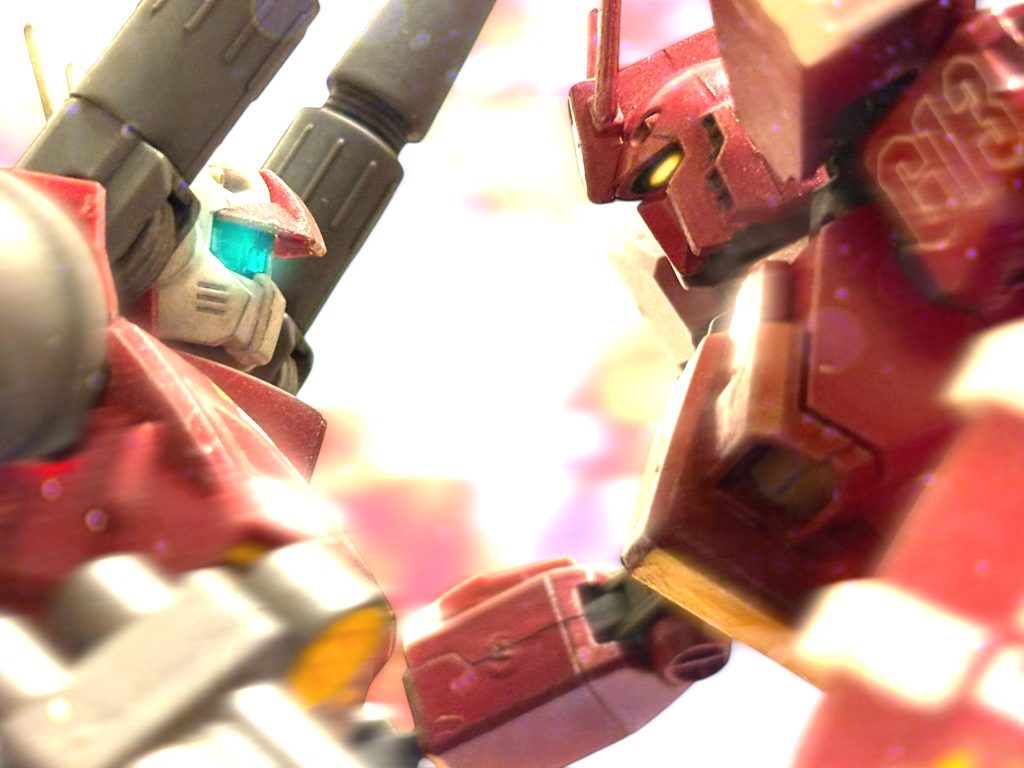 (何を恐れている?) 止まった時間の中で、ジンの声が響く。 出撃前の、虚で危なげな雰囲気はなく、しっかりとした、意志のある声だ。 愛する者を守る、戦士のような。 そうだ、まるで——(ヘント・ミューラーか。俺の中に、ヘント・ミューラーを感じたな?)(違う!彼は……あなたとは違う!!) 魂が、ジンの言葉を否定する。(違わない。俺もアイツも、お前を愛している。)(何——何を言う!?)(俺もアイツも、お前の中の崇高な魂の輝きと、世界の理に触れるその力に惹かれたんだ。)(何だと……?) 激しい嫌悪感が、胸の内で鎌首をもたげるのを、ミヤギは感じた。(わからないのか、同じものに惹かれ、その存在を求める。これは魂の性質の一致だ!)(くだらない……戯言を言うな!!)感じたことのない怒りが、ミヤギの胸に湧き上がる。 一緒にするな、彼は、そんなものを見ていない。 彼が見ているのは、わたしという、人間だ。 彼は、ニュータイプではないわたしも愛してくれる。 いや、はじめから、ニュータイプではない、