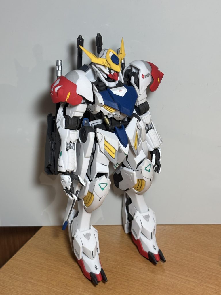 ピントが全体に合わないんですが、スマホだと難しいのかな?