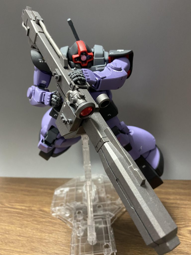 区別がほとんどつかないドムとリックドムですが武器がこっちのがカッコイイ