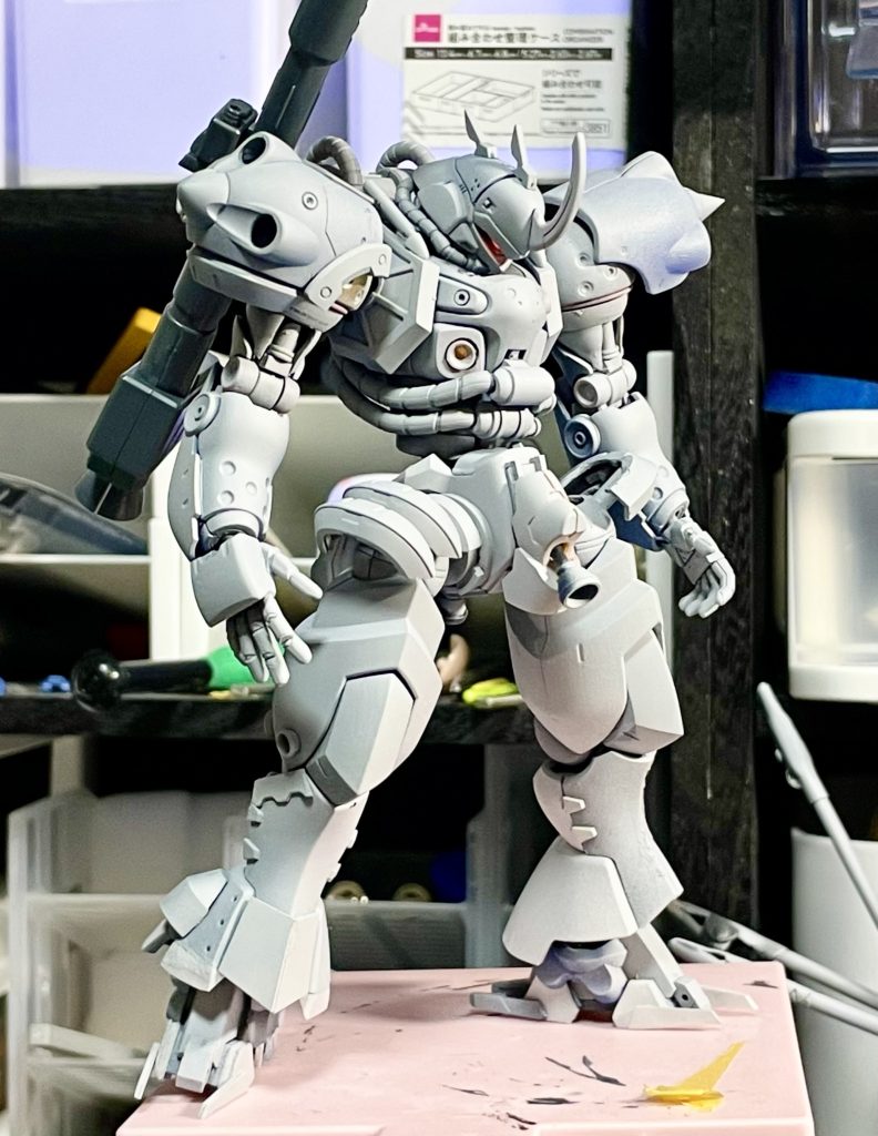 サフ顔ももっとアレンジしたかったんですが、なんせケンプファーなんて気軽に手に入らないキットなので失敗したら終わるなと思いさほどいじれませんでした