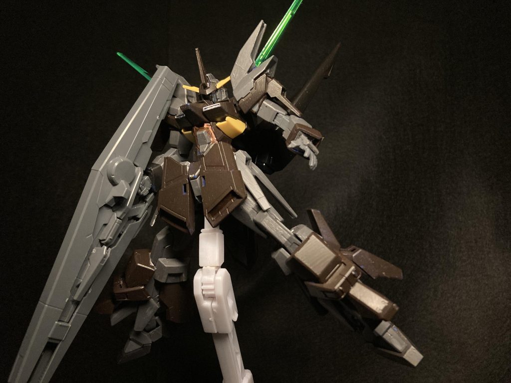 決めポーズ!この機体は現在pixivさんにて連載中の二次創作小説ガンダムビルドダイバーズUpdraftにて登場します!https://www.pixiv.net/novel/series/9884320自分が担当しております偶数回!8話ではこの機体が一瞬登場します!気になった方はぜひ!ではではご観覧頂きありがとうございました!!