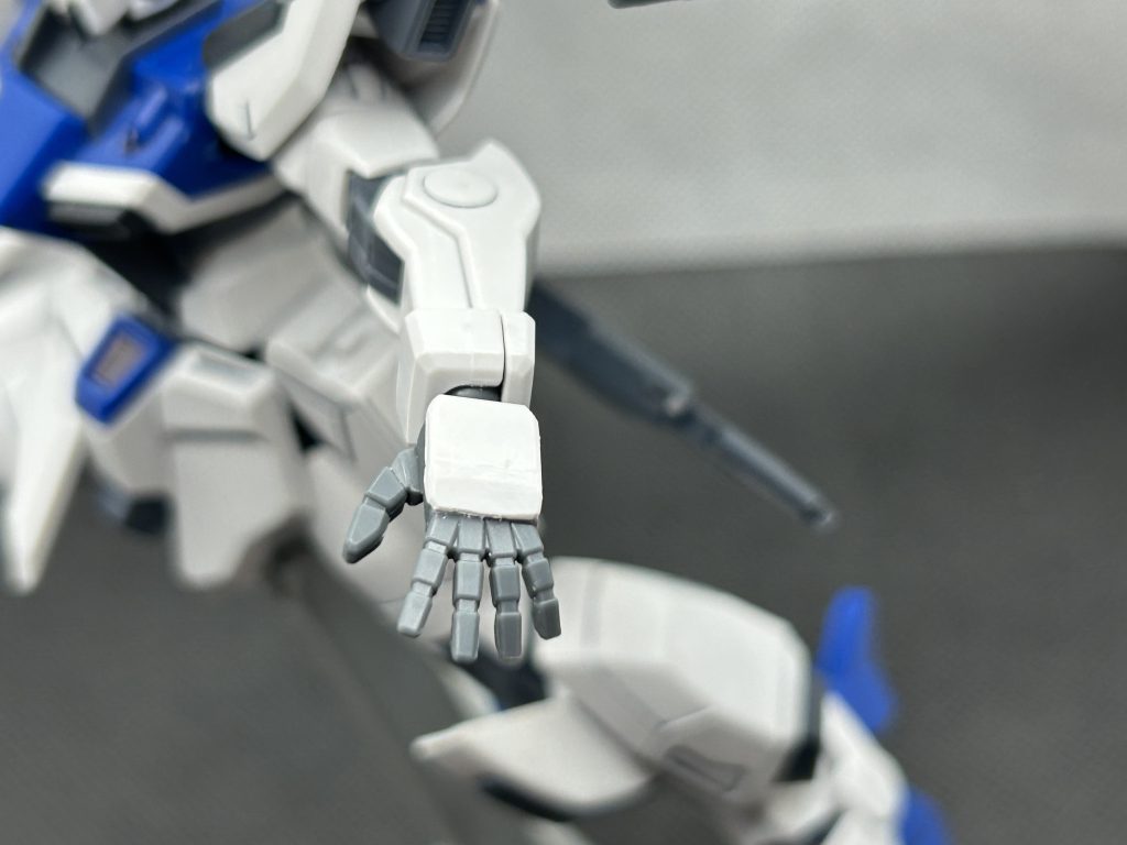 甲の部分はほとんどランナーとセメントで作りました。   以上です。