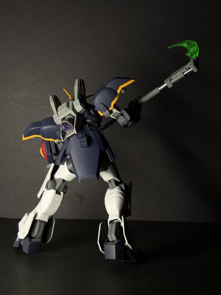 背中もシンプルでカッコいい。