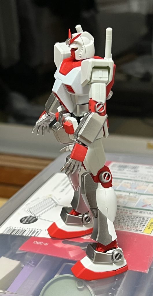 ガンダム RX-78-2–3枚目/制作者：smilecat