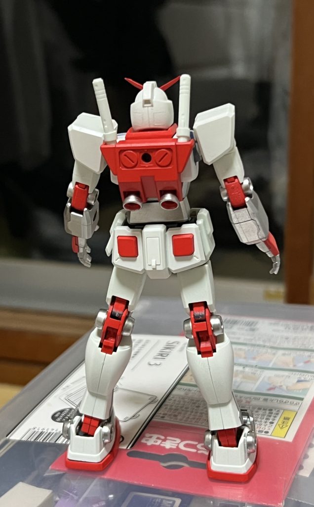 ガンダム RX-78-2–4枚目/制作者：smilecat
