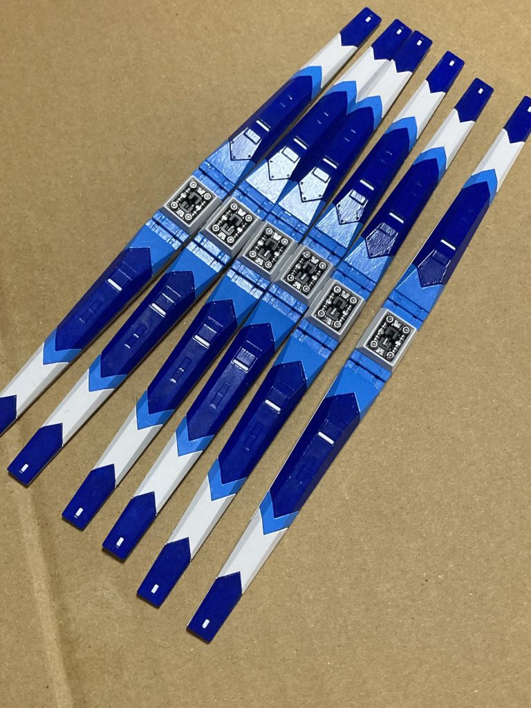 つや消し前の、ただの放熱版です笑