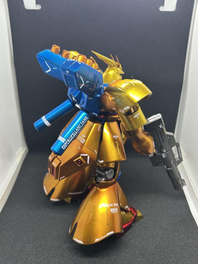 サザビー(クワトロ・バジーナ機)–6枚目/制作者：ツカサ