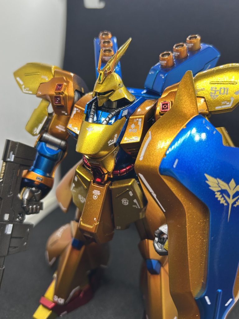 サザビー(クワトロ・バジーナ機)–2枚目/制作者：ツカサ