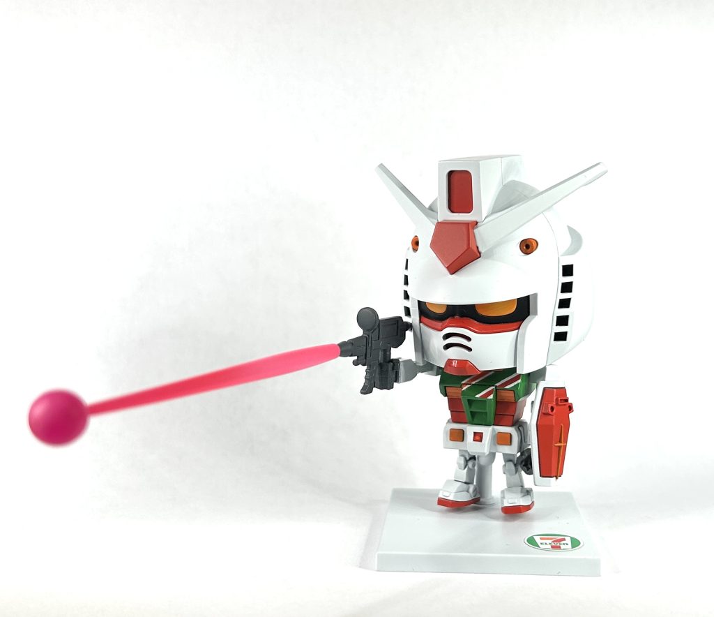 ビームライフル。撃ってます。