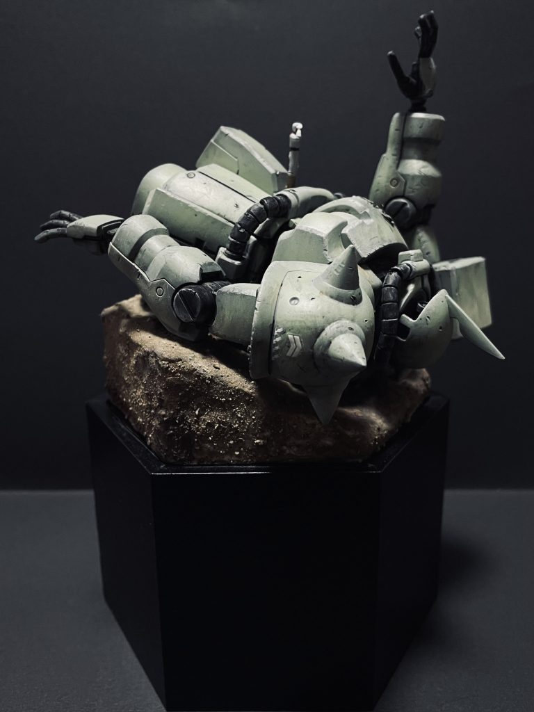 百均の六角形ペン立てにコンパクトにまとめました