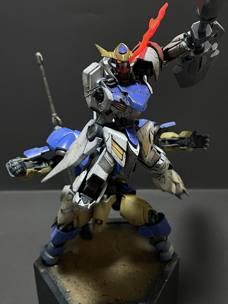 全景台座は百均の六角形ペン立て