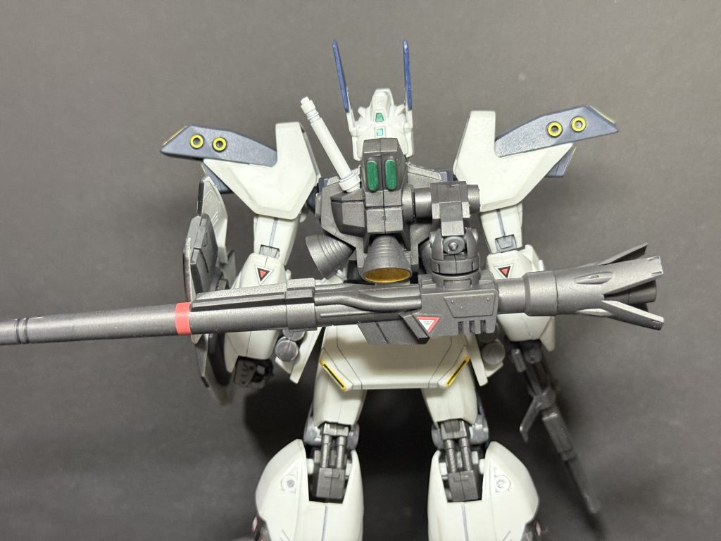 ビームキャノンの収納ギミックは良いですね！