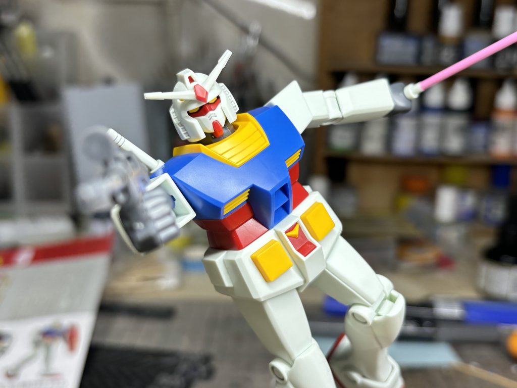 白　い　悪　魔–4枚目/制作者：Asian