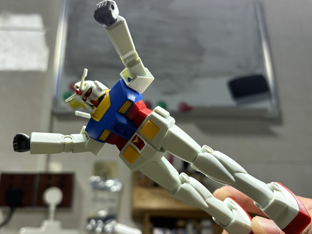 白　い　悪　魔–6枚目/制作者：Asian