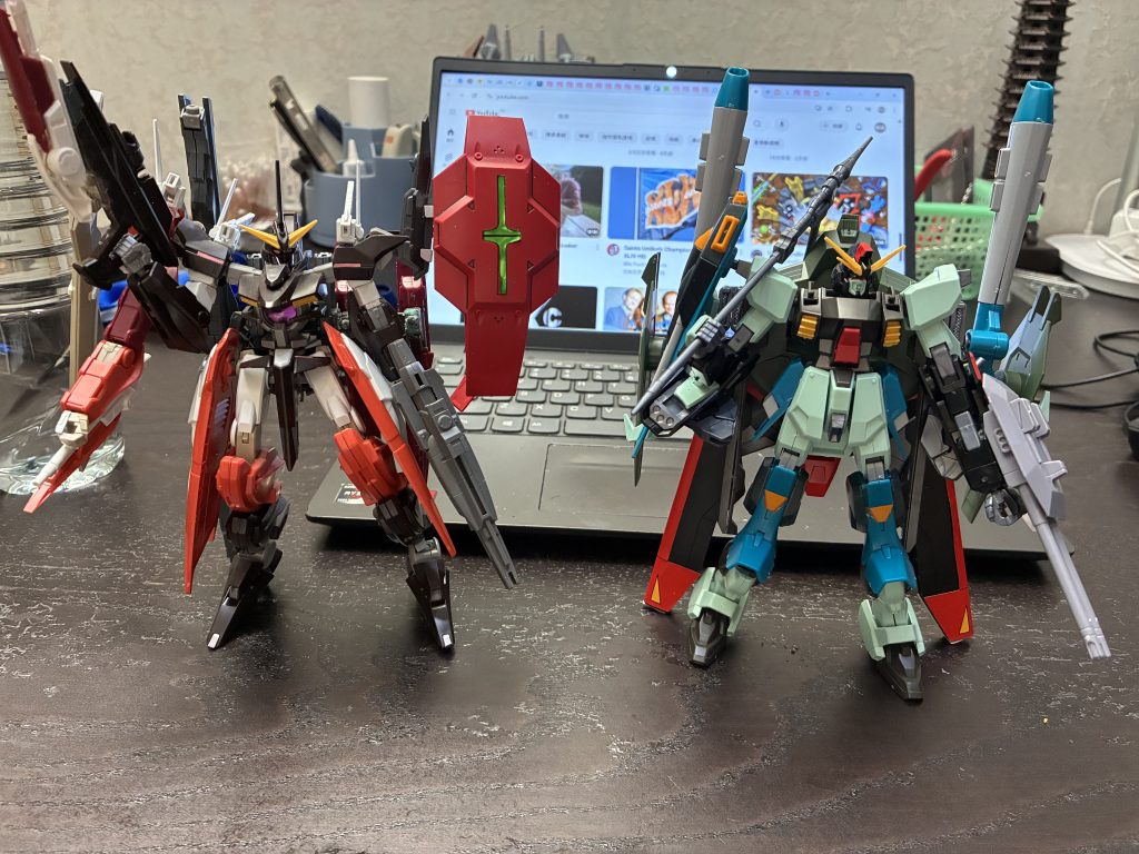 ガンダムスローネ３機とSEED３機のミキシング
