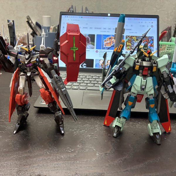 ガンダムスローネ3機とSEED3機のミキシング